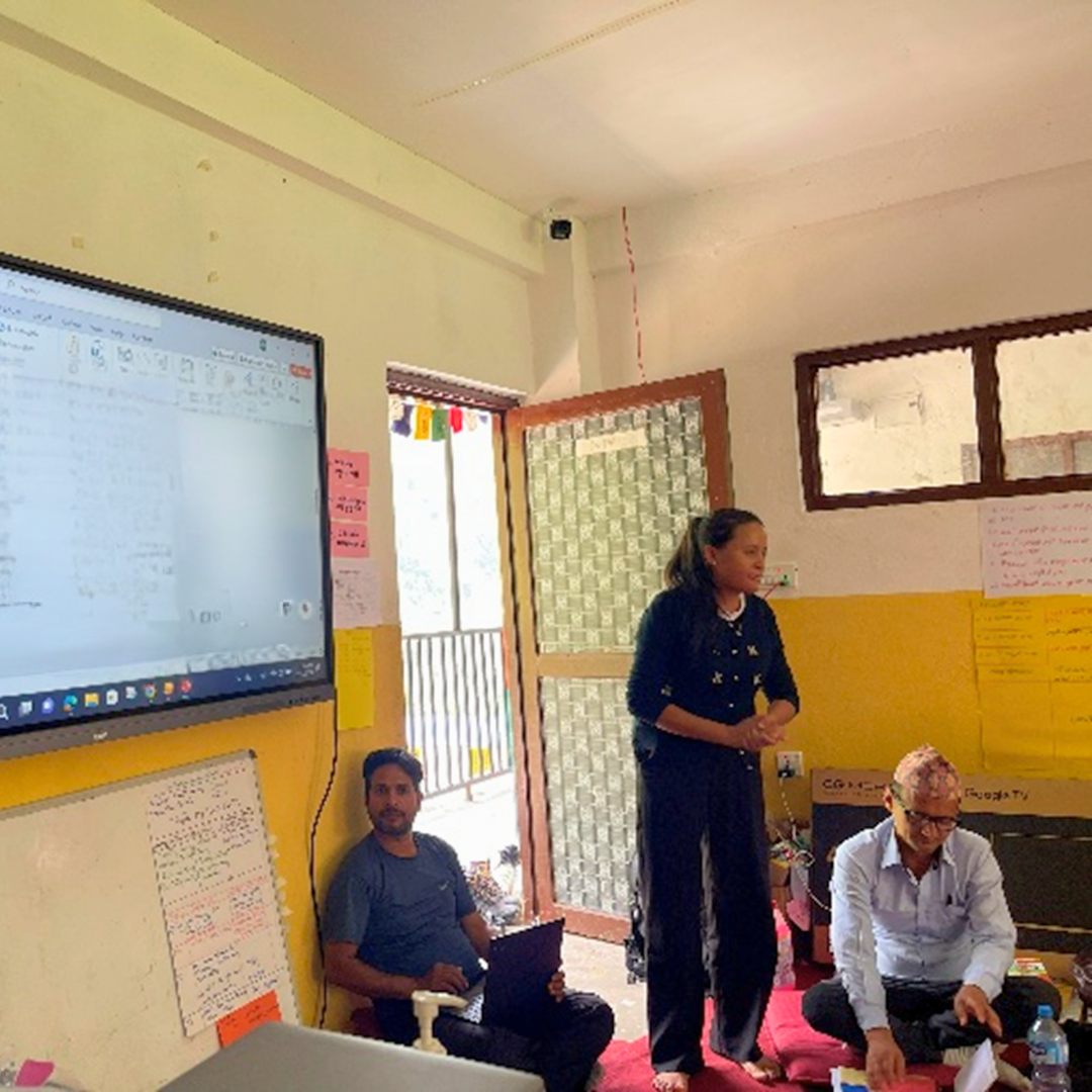 Teacher remote Nepal, Chameli in the classroom